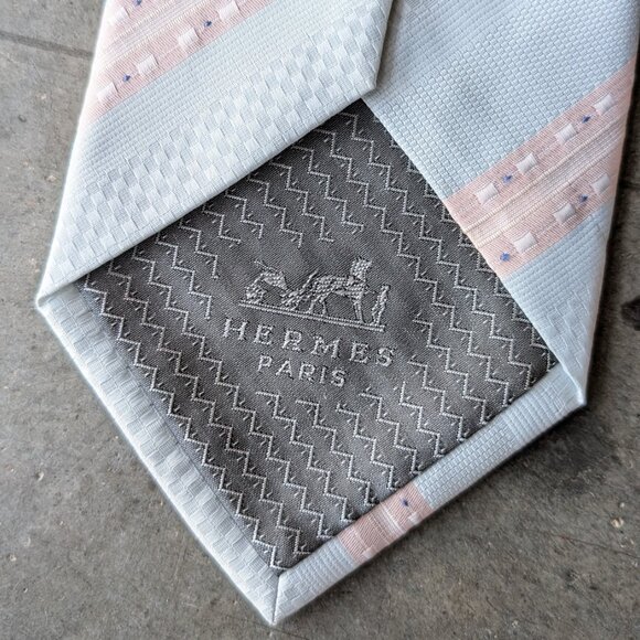 Vintage Hermes Paris Blue Pink Striped Silk Tie - Picture 6 of 8